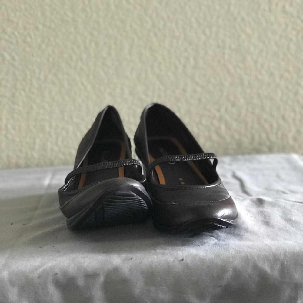 Brown wedges